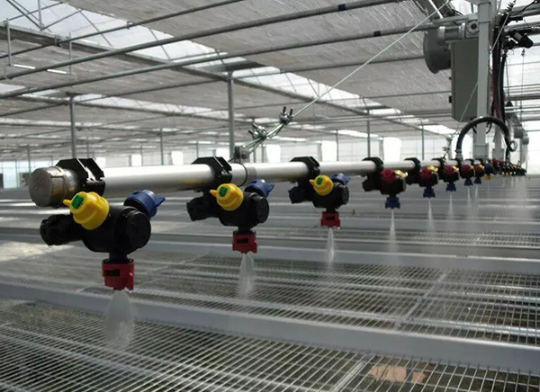 溫室噴灌機(jī)